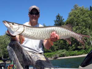 Michael Floyd  - Muskellunge 40,5 inches - SG 4Play.web